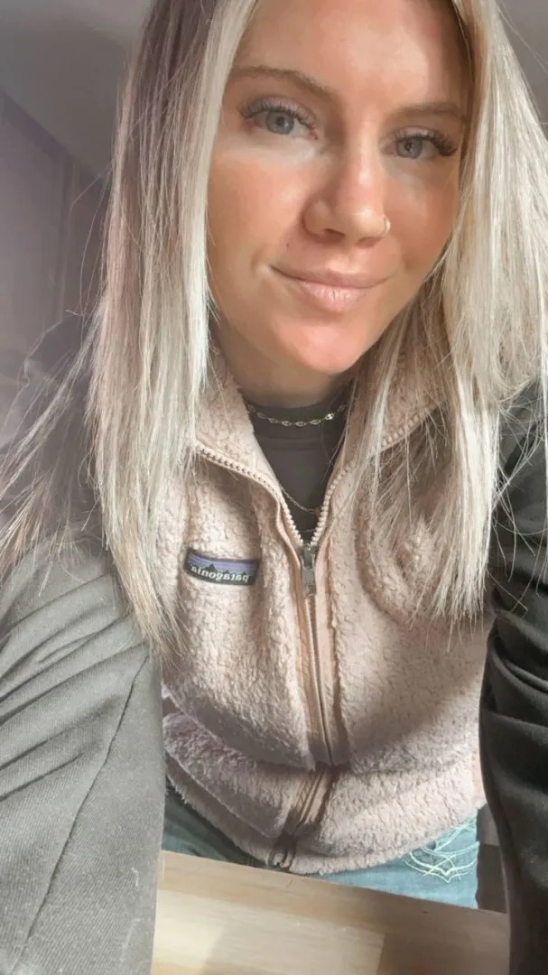 Would you dare explore my body? posted by SweetEchloXO