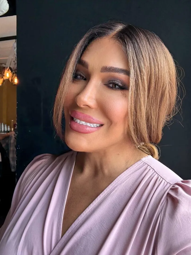 Would you fill me up?  posted by annatransxo