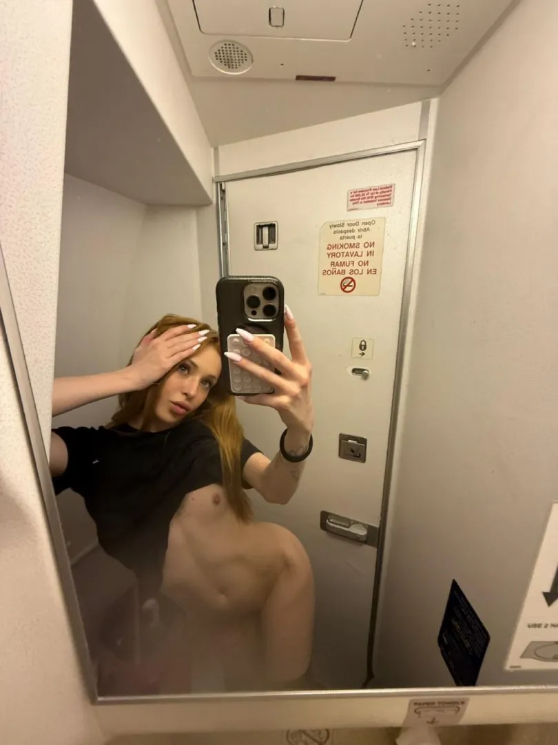 Would you fuck Madi on a plane? posted by Dark7Demon