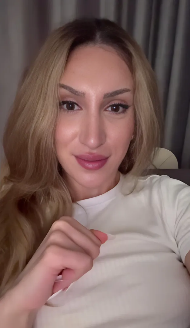 Would you give me more attention  posted by EvvaXo