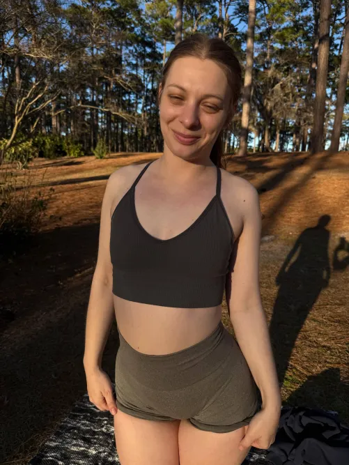 Would you glaze your face on my tits if I asked nicely? by daisyduffybabyxo