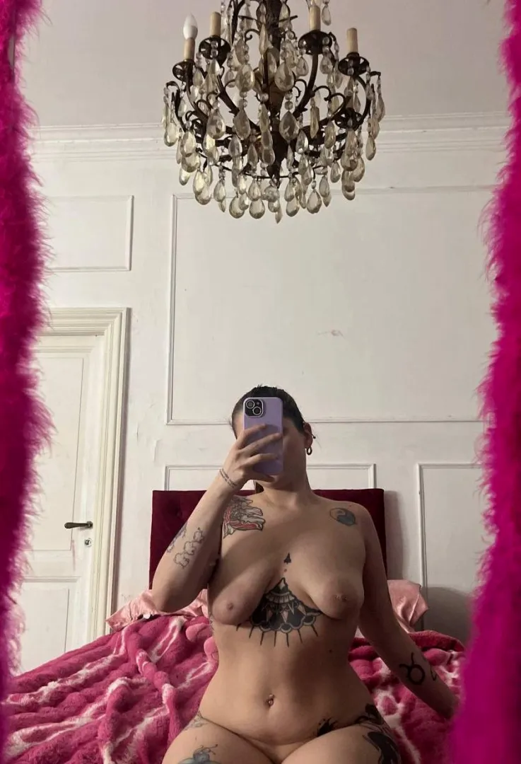 would you hookup with an awkward autistic girl if the vibe feels right? posted by Jazzlike_Comfort7288