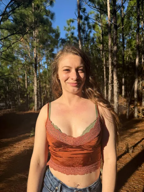 Would you jerk off to my nudes if I sent you some by daisyduffybabyxo