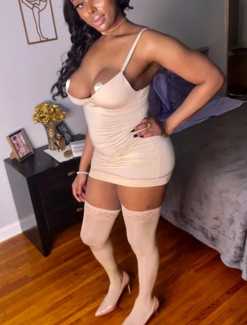 Would you let a sexy trans girl like me breed you? posted by bbcTransLiraqueen