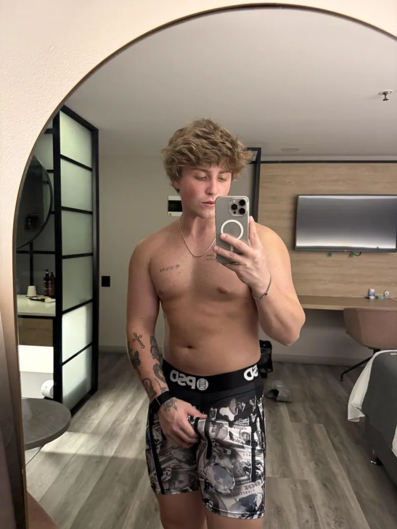 Would you let me fuck you and cum in your mouth posted by laskow1