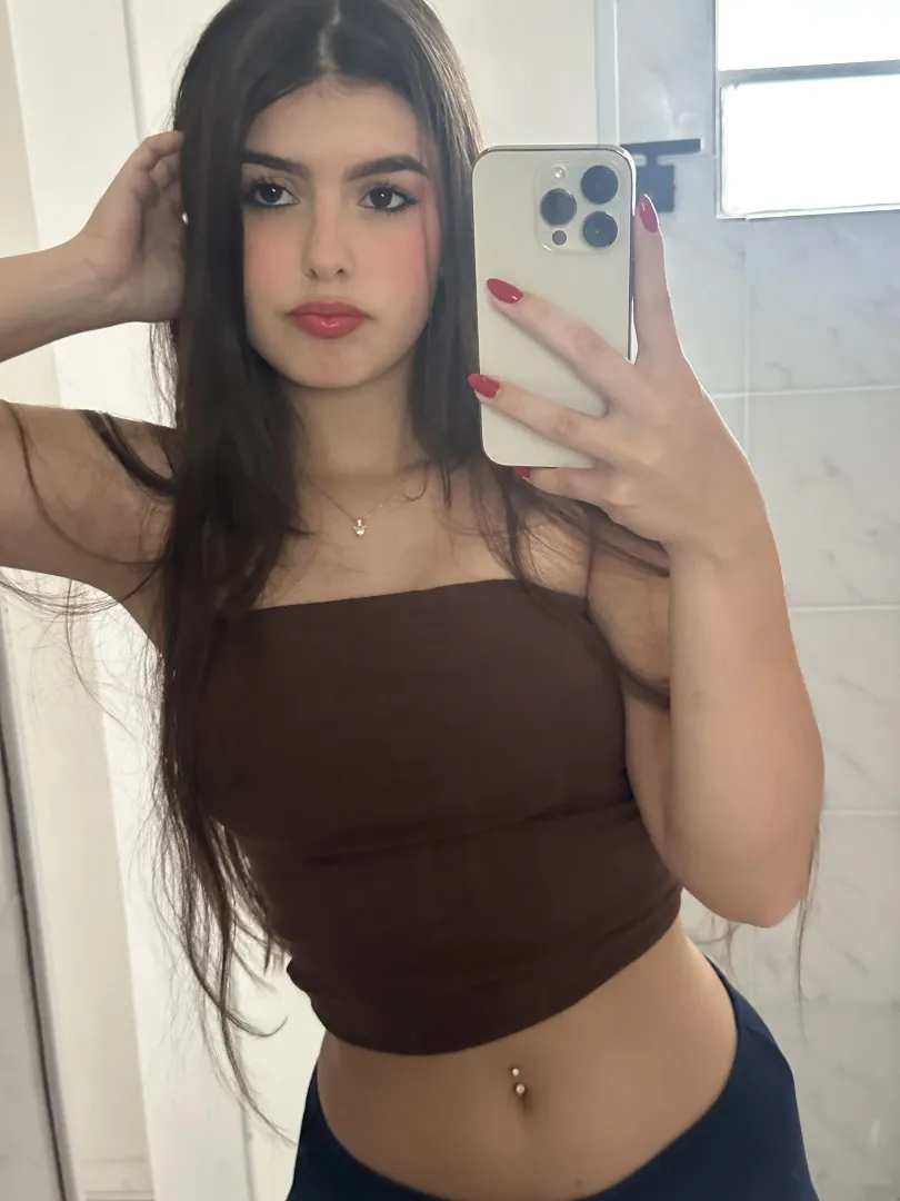 Would you like to play with my belly button? posted by Far-Comfortable-8105