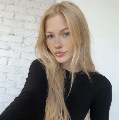 would you love to undress me? by parishendrix