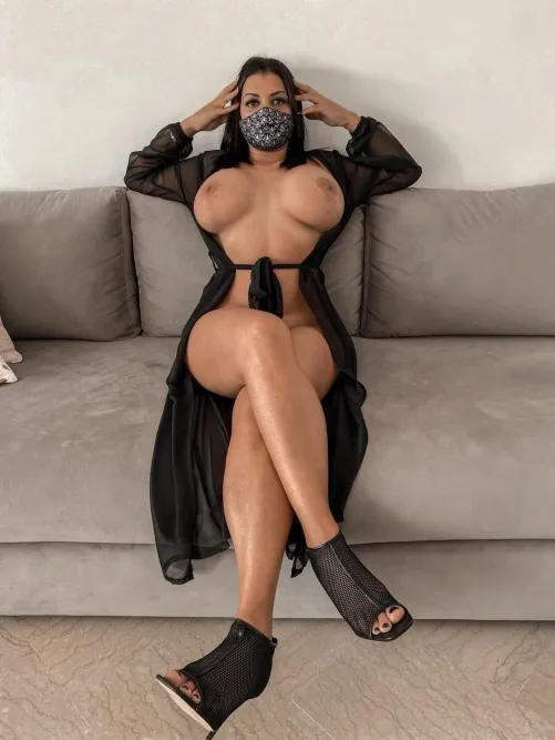 Would you make a move if I flirted with you in public (45 yr old MILF hotwife) by Kayssi23