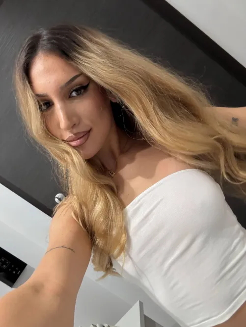 Would you rather be friends with benefits or have me as your girlfriend? by EvvaXo