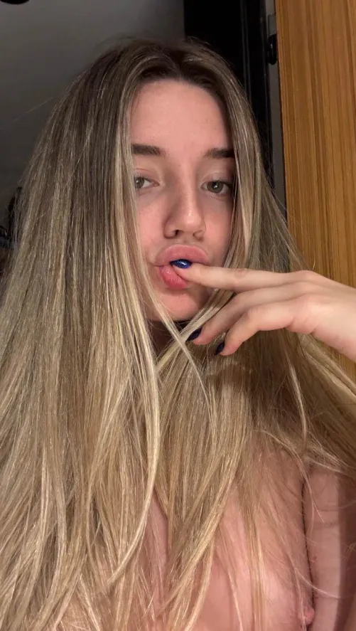 would you smash a girl despite your age gap? by yourfavgoodgurl