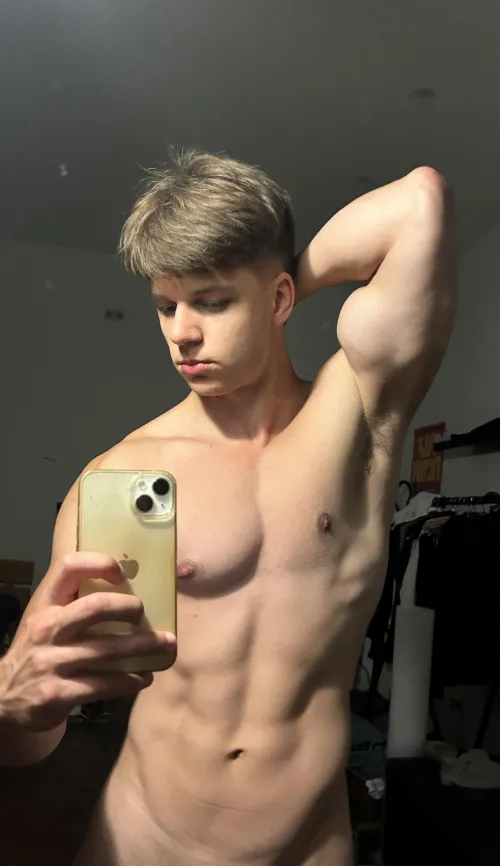 Would you sniff my post workout pit? by Select_Equipment4297