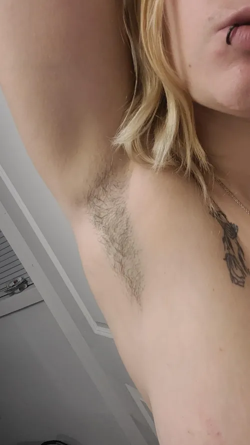 Would you still lick my armpits by sinning_angel6