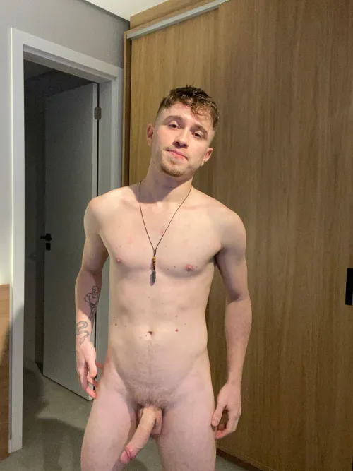 Would you suck this horny college student's dick?  by marcmarquesxxx