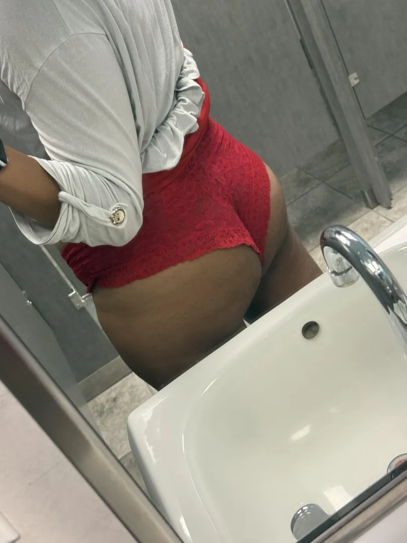 Would you take care of my heart… when I say my heart, I mean my ass.  posted by justyourgirlraina2