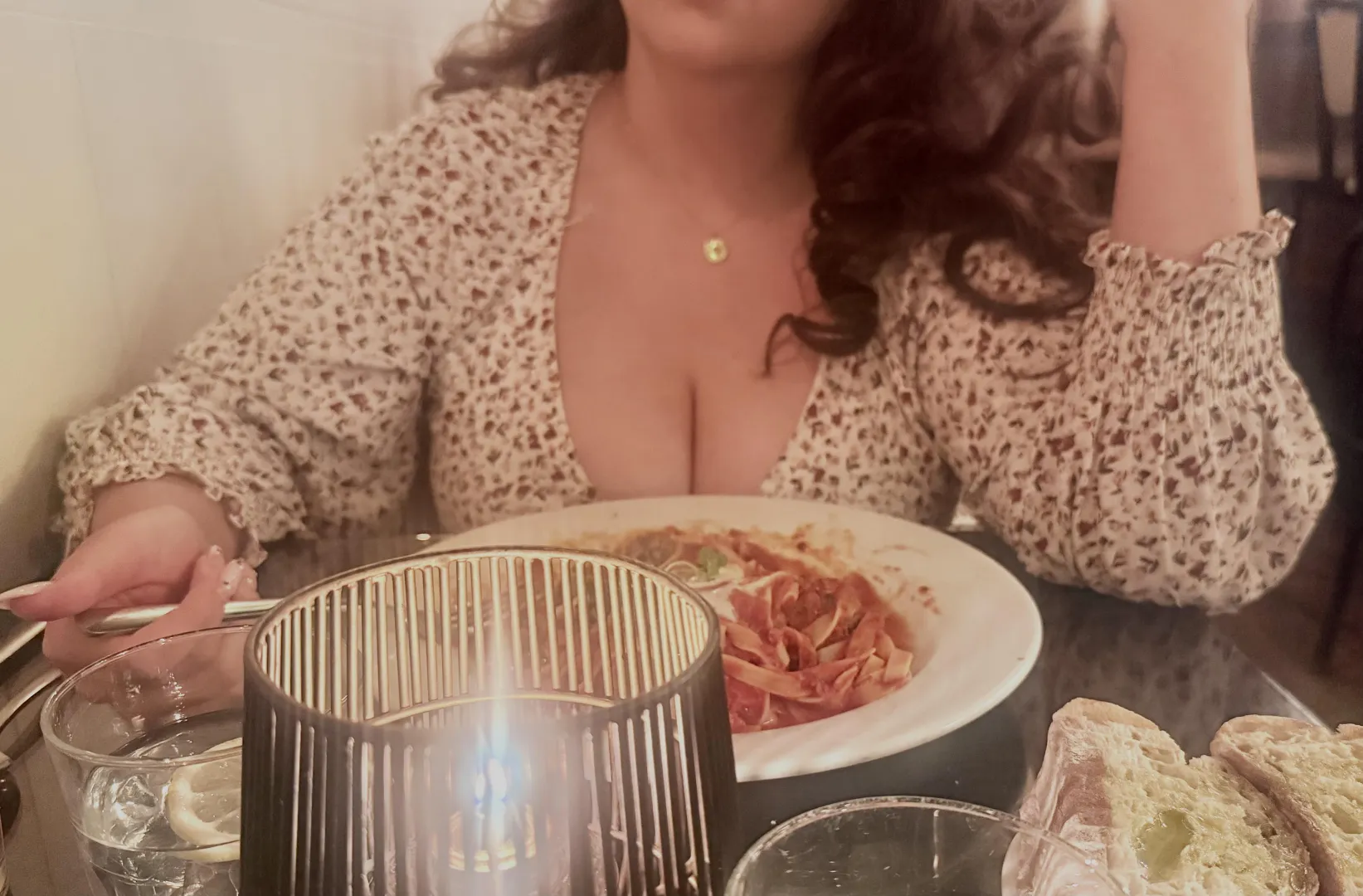 Would you take me to dinner ? I’ll be your dessert  posted by stargirlcassie