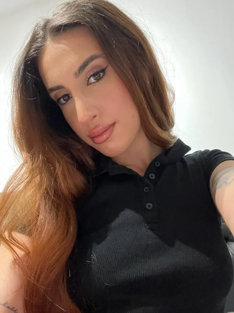 Would you use a condom or raw if you had the chance to fuck me? posted by EvvaXo