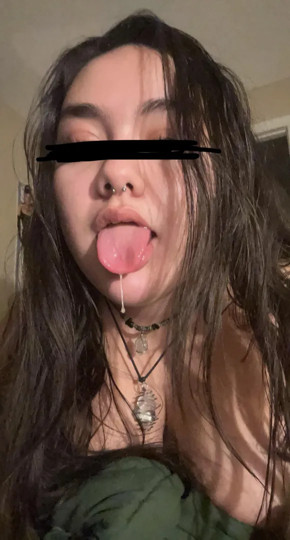 Would you use my mouth? ₊˚⊹ ᰔ posted by Personal-Escape759