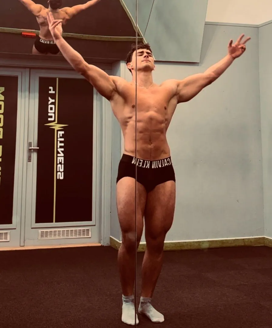 would you workout with me? ;) posted by Emilio_Reynolds