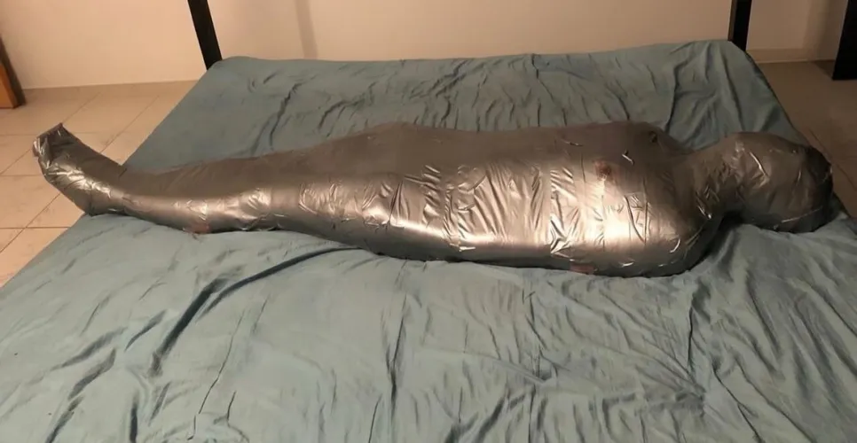 Wrapped In Her Control by chasingeuphoriaxx