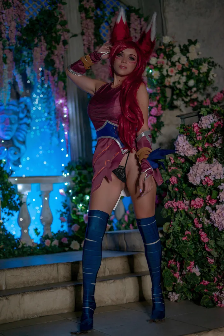 Xayah by Octokuro posted by iam_ocotkuro