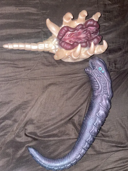 Xenomorph alien dolls by Ryogawasright