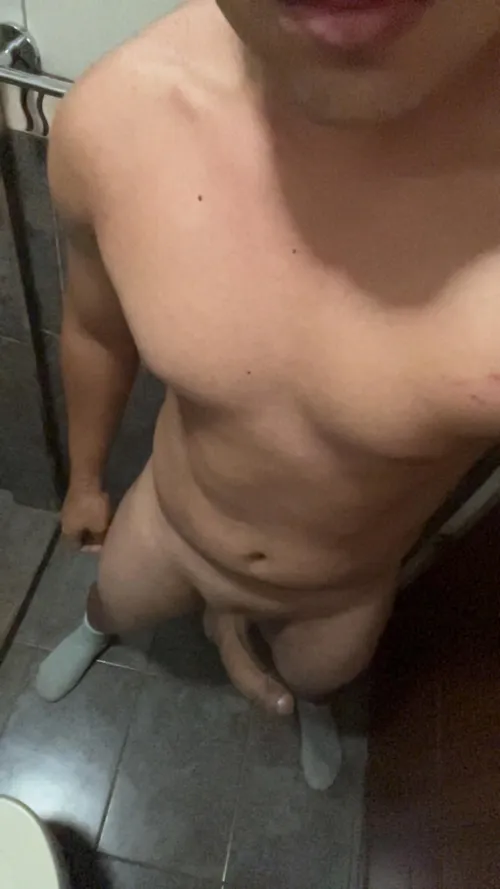 y’all turning me gay bro wtf by marcopawb