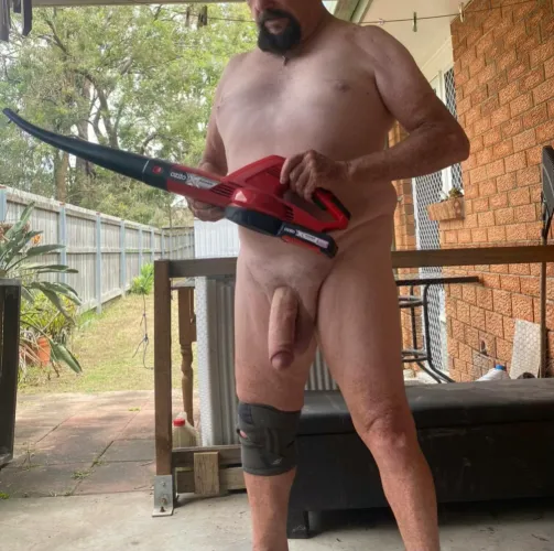 Yards mowed car ports blown and clean now time to relax by Harleymark277