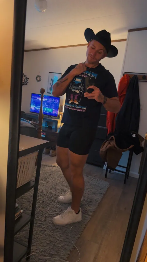 Yawhee or whatever posted by jhart9494_2