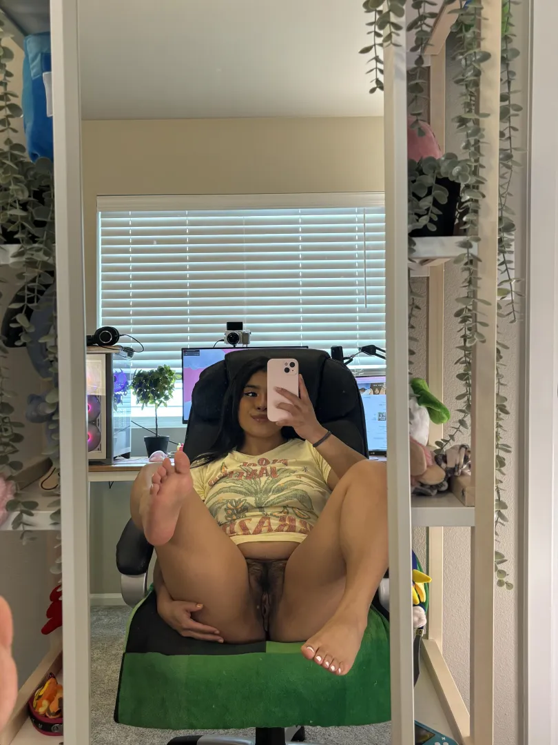 Yes Mexican girls usually come with a bush posted by iitmythrowaway