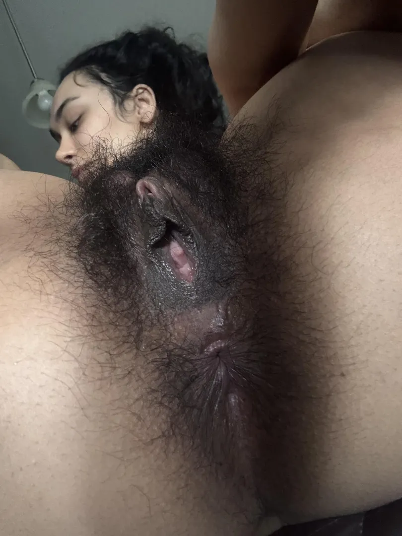 Yes my asshole is hairy as hell posted by Saharbbyy