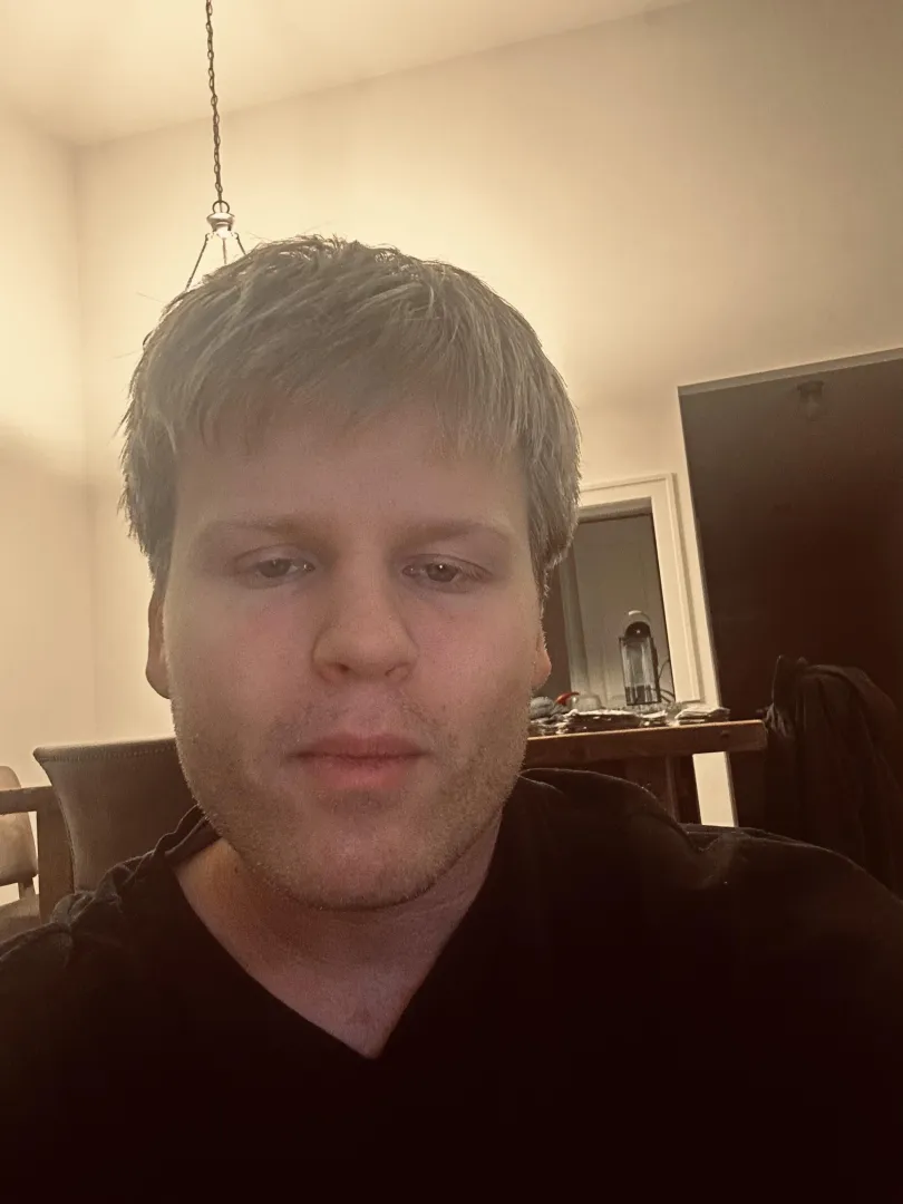 Yo wyddddd posted by Upandadam15