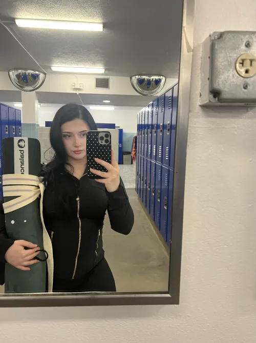 yoga fit! ‍♀️ ^^ by yourstrulyx0