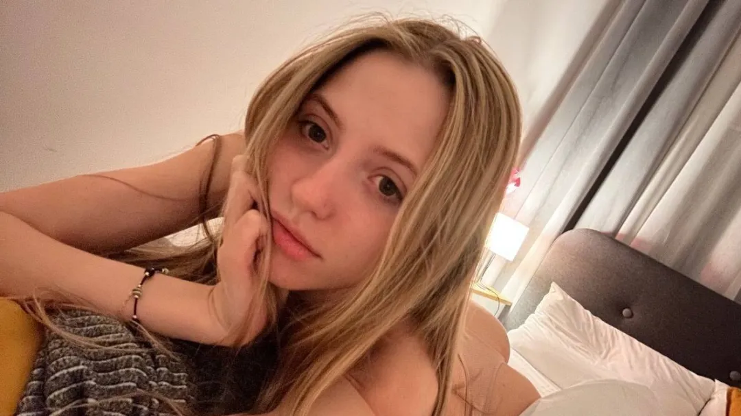 Yooo Feeling very horny rn alone at home posted by Elaqueen-Dig1941