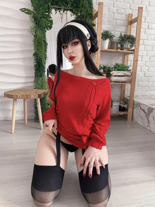 Yor Forger (by Lunevlia) by _Lunevlia_