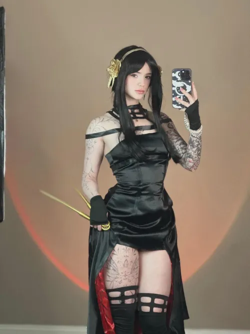 Yor Forger cosplay (by LeesiBB) by TheRealKhaleesiBB