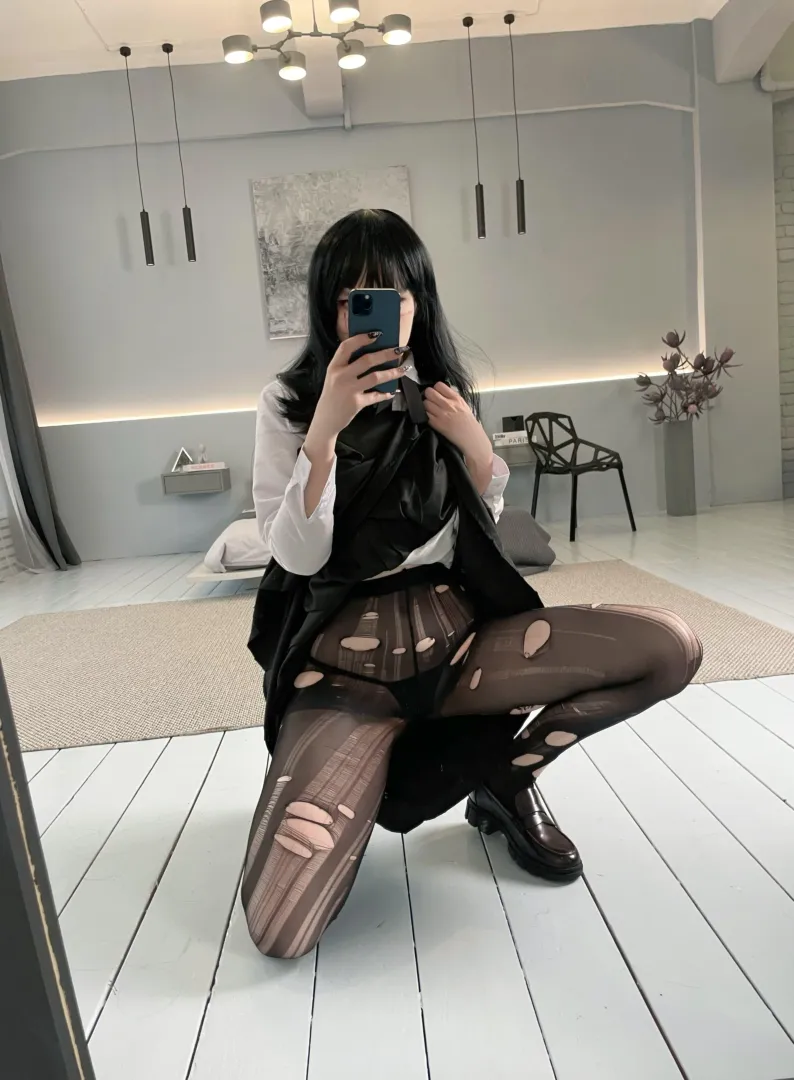 Yoru's going to ride you into different dimension [F] posted by KindBunny0