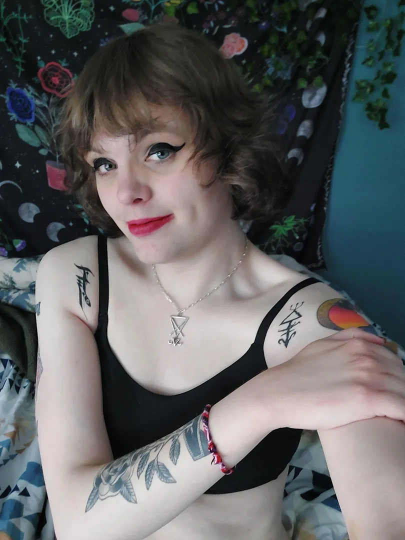 You all really liked my throwback post to my bob, so here was it about a week after the chop! posted by DianaCount