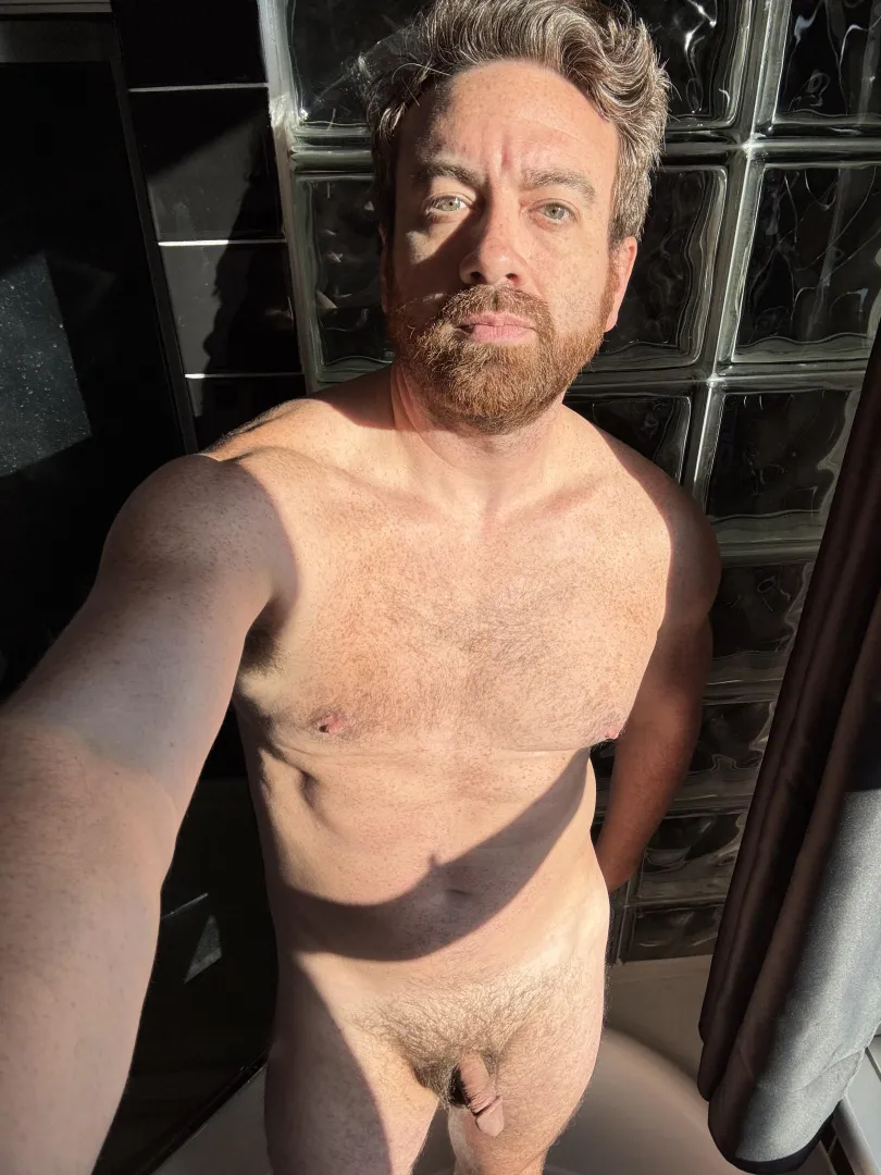 You all seem to like my pics here posted by whatsakukelchoo