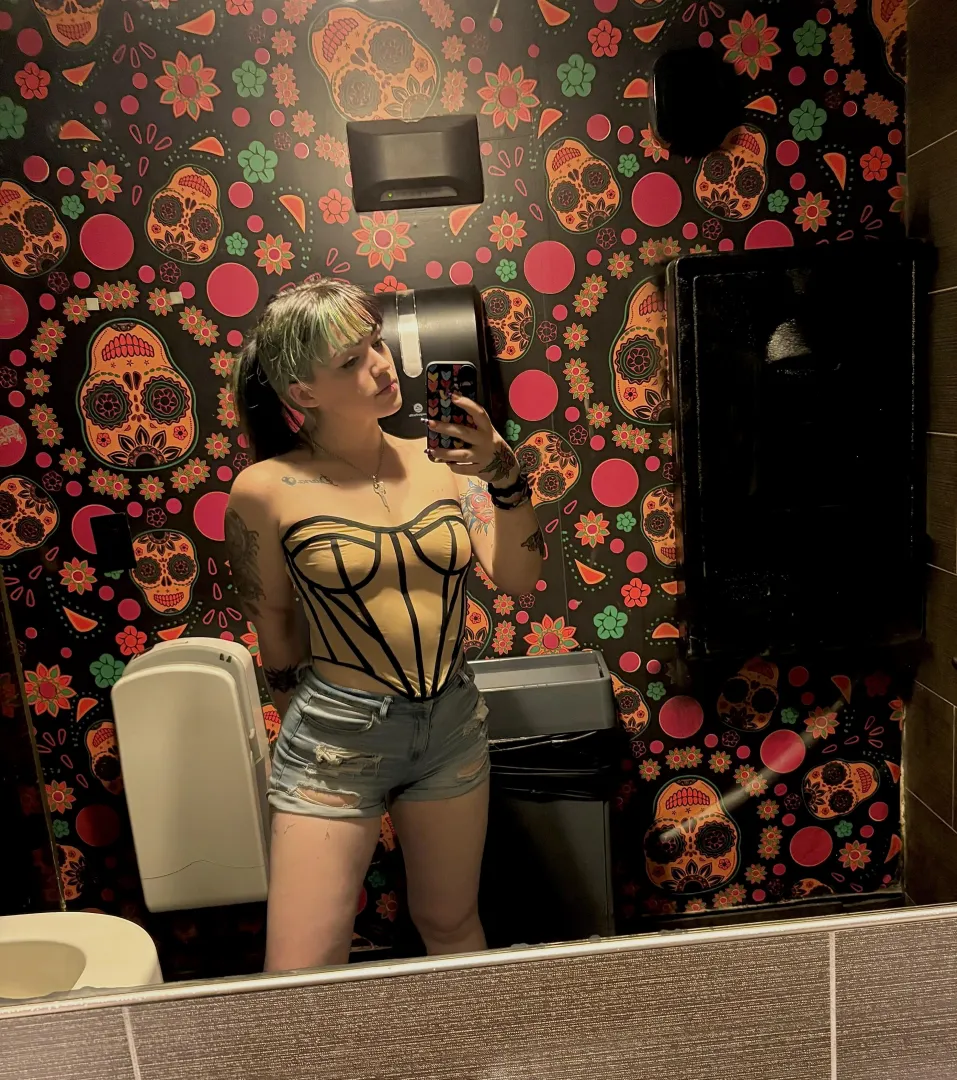 You are already so weak for me. It’s so easy to make you fall so deep under my control posted by misslunablackk