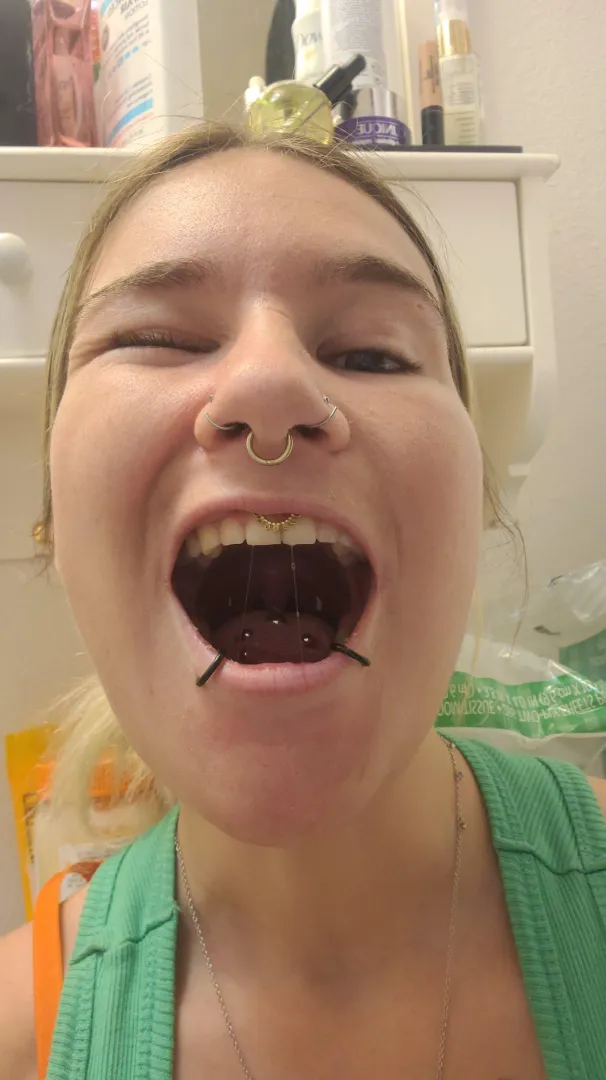 You belong in my mouth {f} posted by sinning_angel6