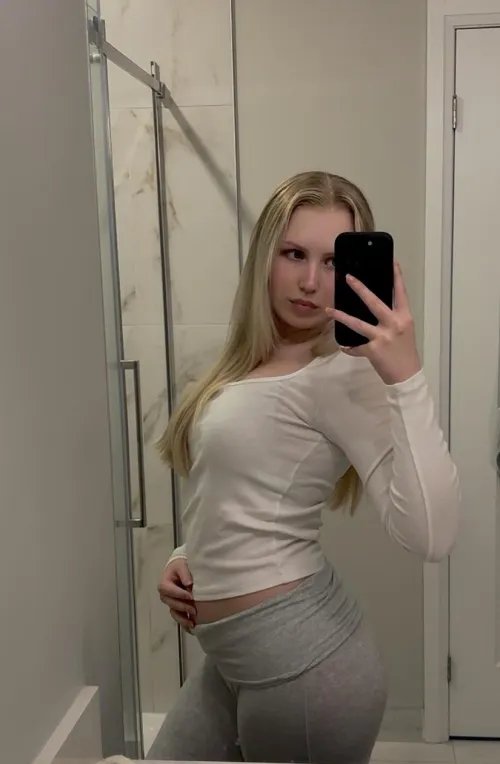 You can’t handle a Goddess like me by lilcyberblonde