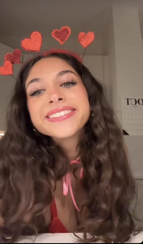 you compete trying to spoil me more than everyone else by godessraqelle