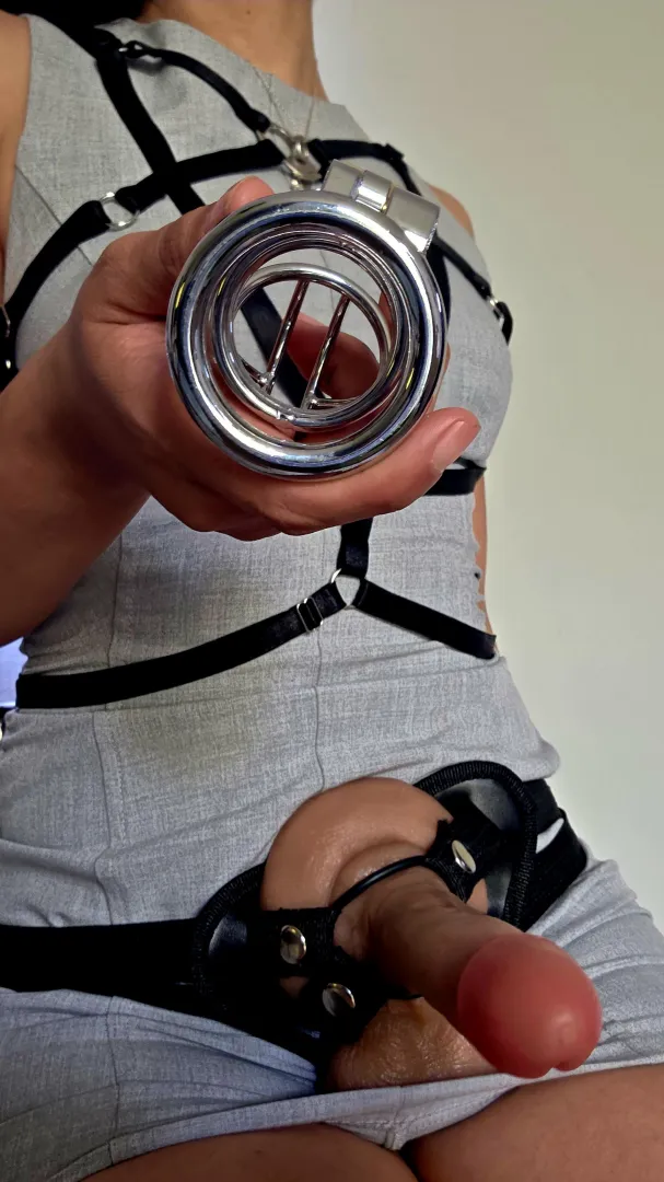 You don’t belong at the center of attention, you belong quietly waiting for approval from women far above you. posted by Thesultrybrat