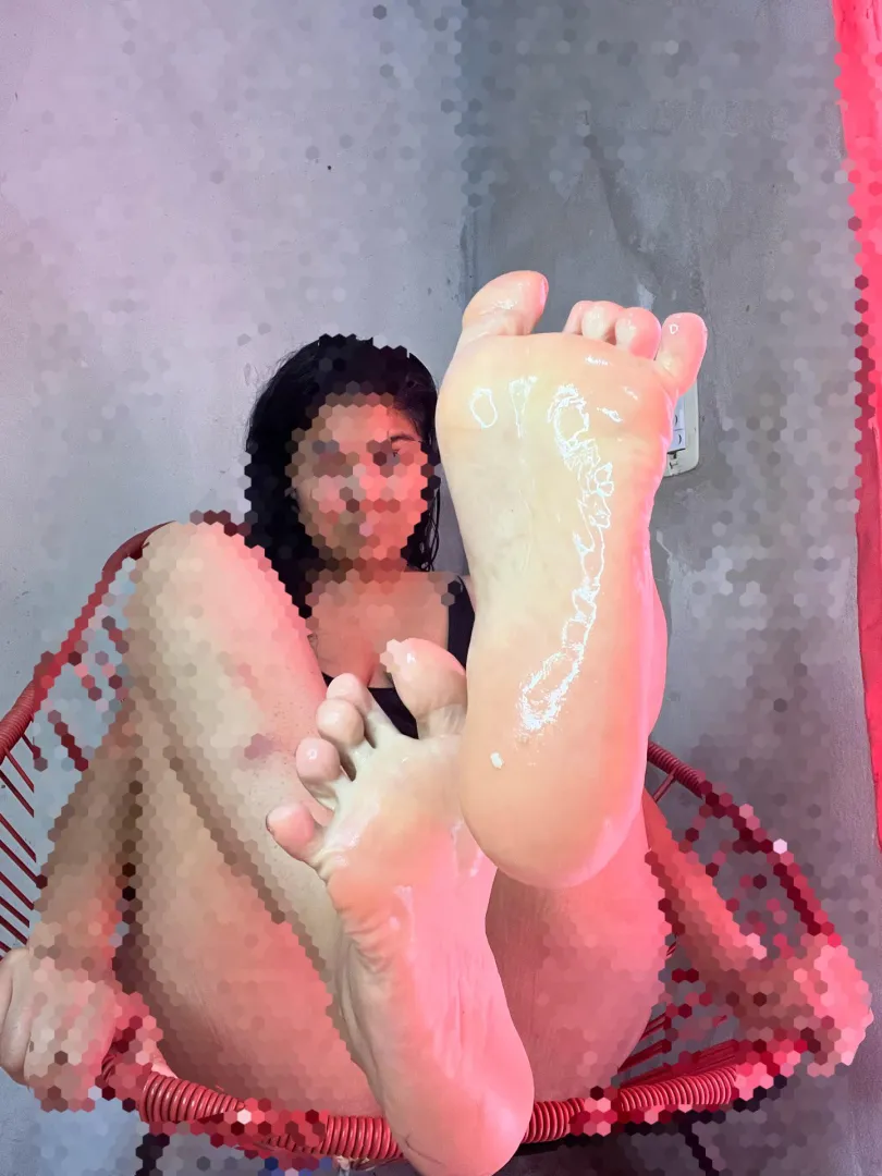 You don’t deserve to see mi face, Beta. posted by Expensive_Initial723