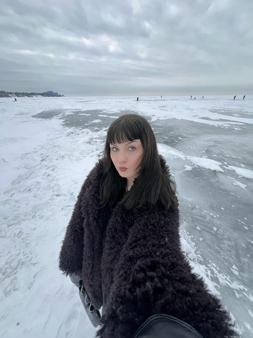 you don’t need a valentine when you have a perfect goddess to fund  posted by strawberryxgirl0