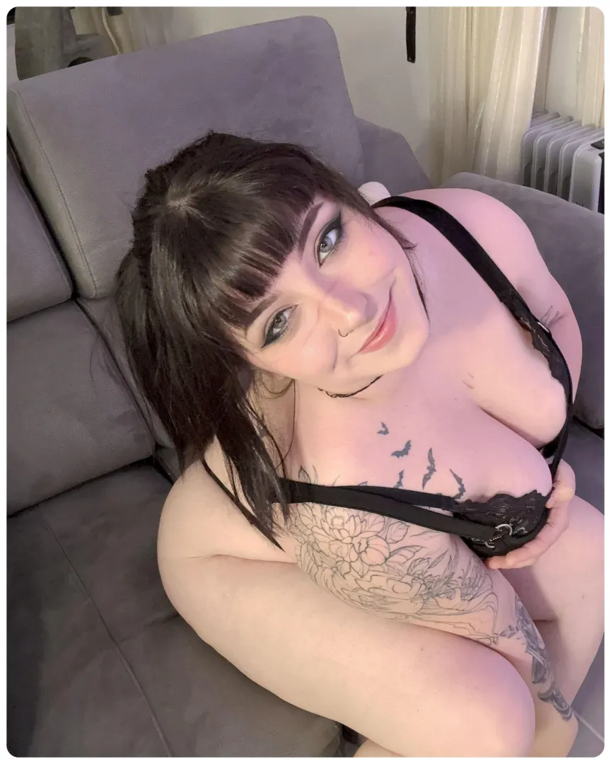 You exist to please your goth babe, understood? posted by VelvetKisssy