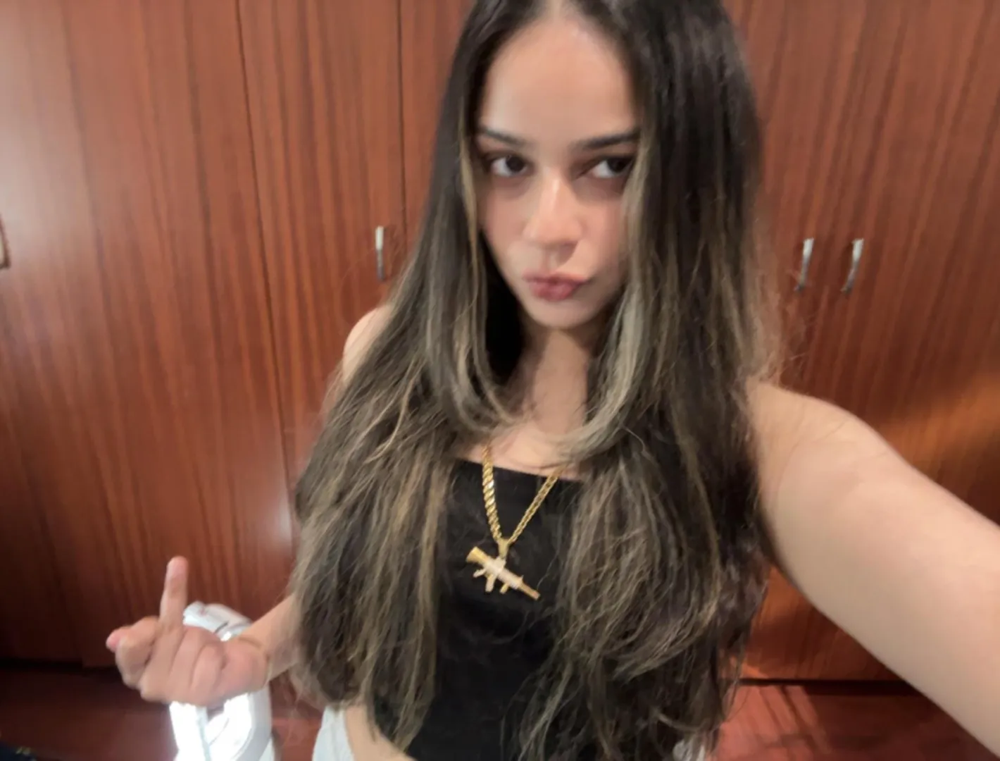 You hate this but you’re still here. posted by yasminblakee