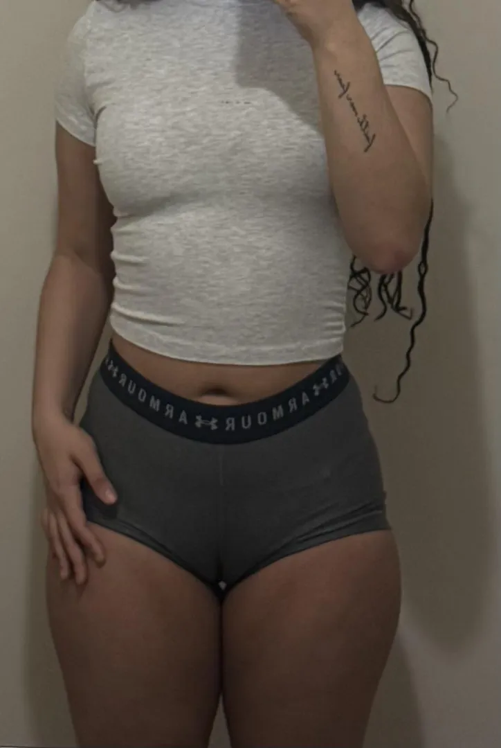 you know you want to posted by prettysashaxo