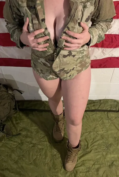 You like Milfs in uniform, 12 year Army combat medic by ViolaVachon1