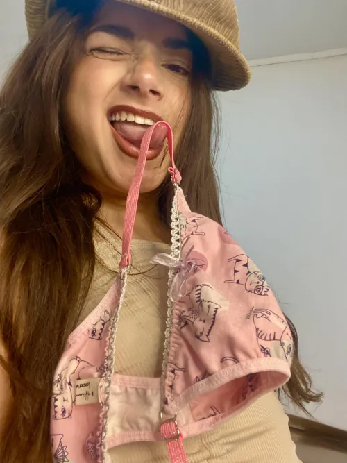 You missed it last night when I was giving you hard for your ass by missklyo